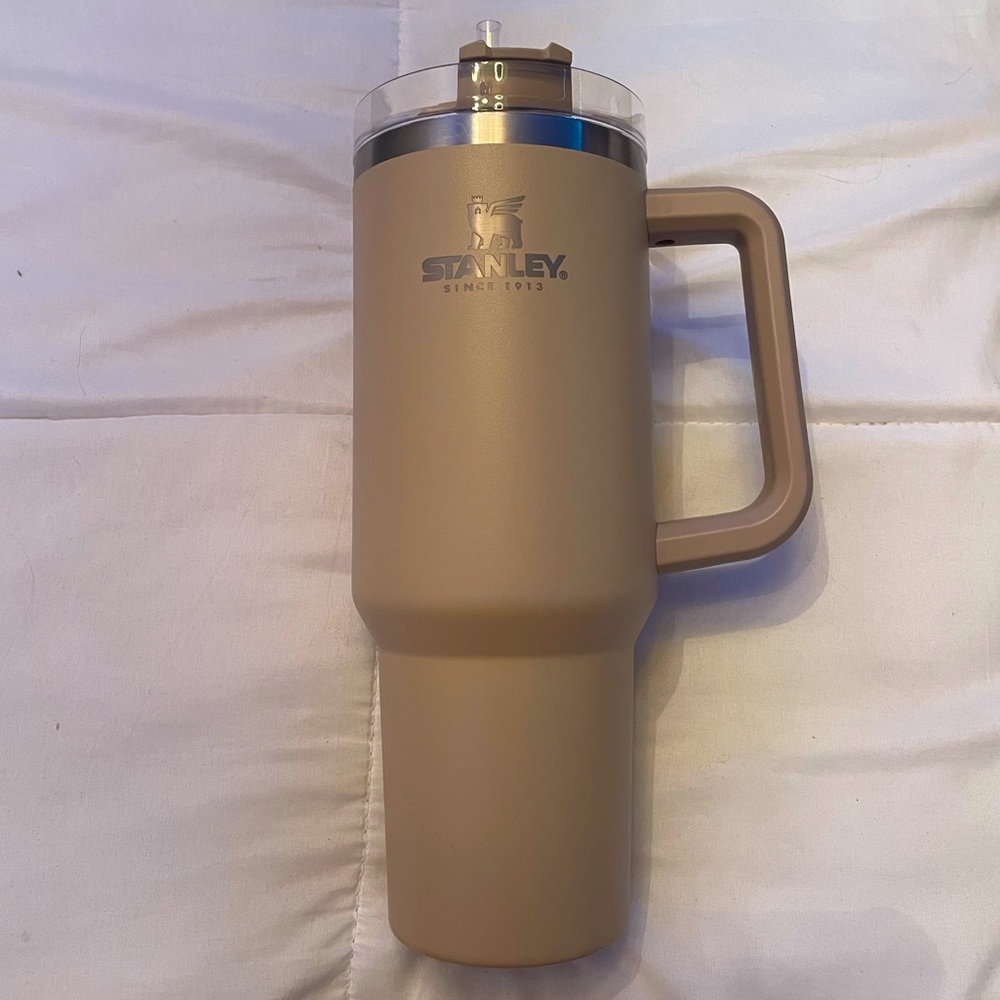 Stanley 40oz Stainless Steel Tumbler in Driftwood